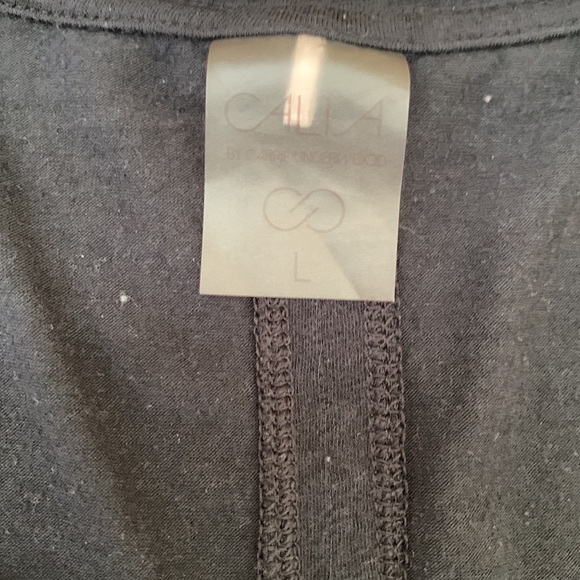 Calia Workout 2 pc Outfit (M/L) - Picture 5 of 9